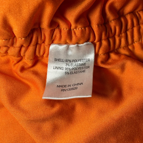 Lovers + Friends Crop Top Size XL - Picture 10 of 10